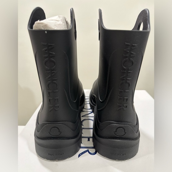 Moncler Misty Rain Boots. Black. Sz. 8. New with Box - Picture 4 of 14